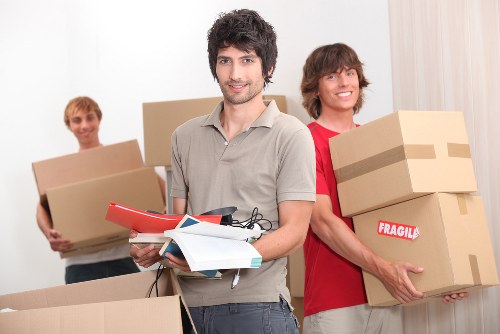 Barnet man and van service assisting with a property move